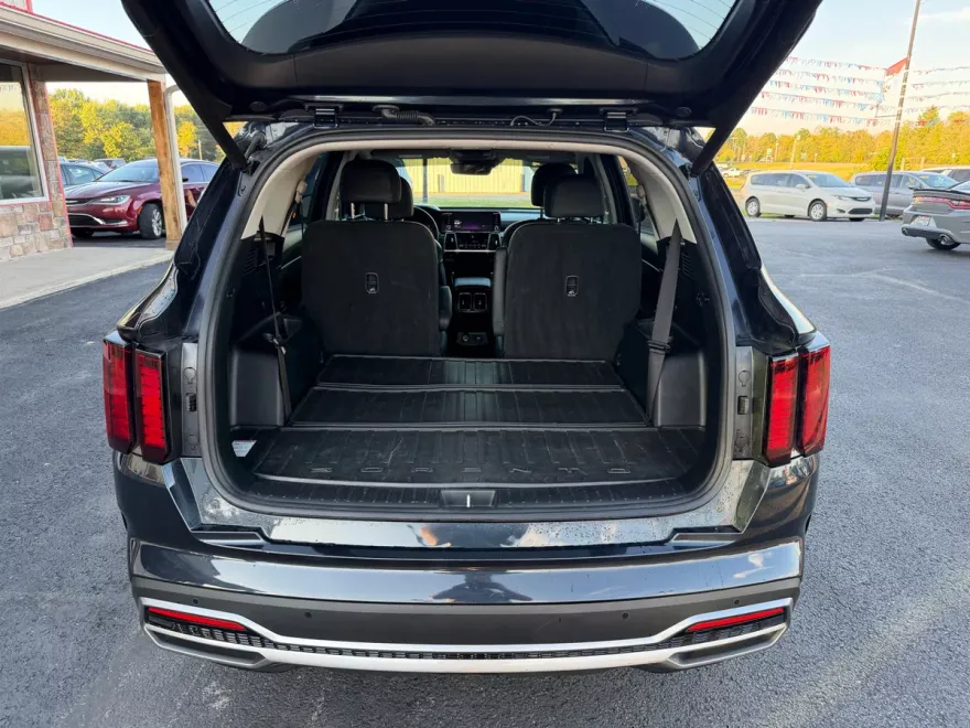 2023 Kia Sorento EX photo 1