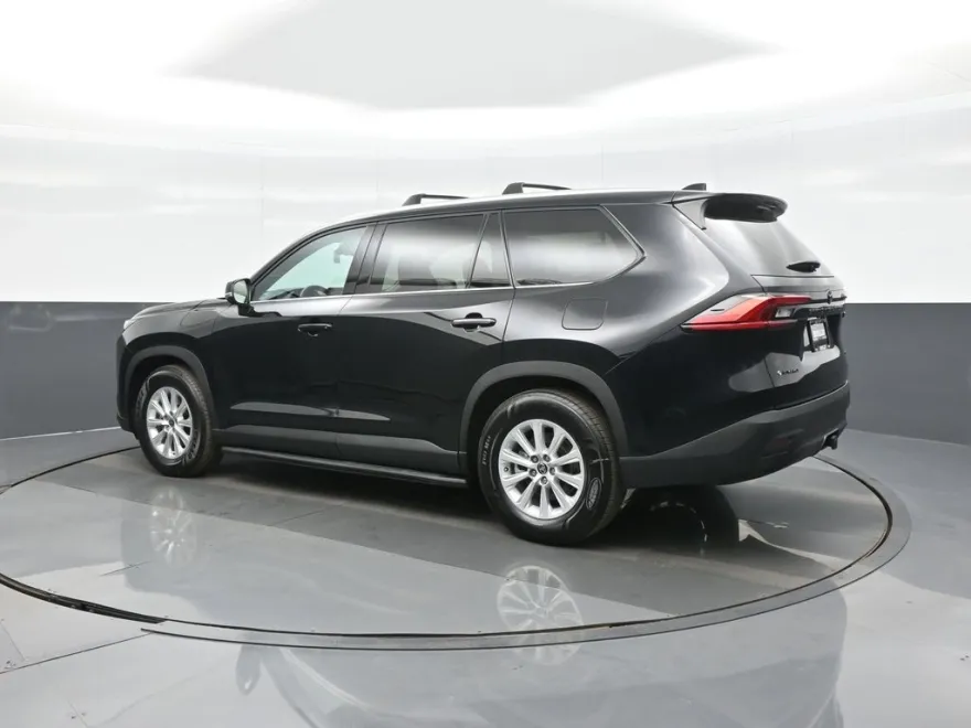2024 Toyota Grand Highlander Hybrid XLE photo 1
