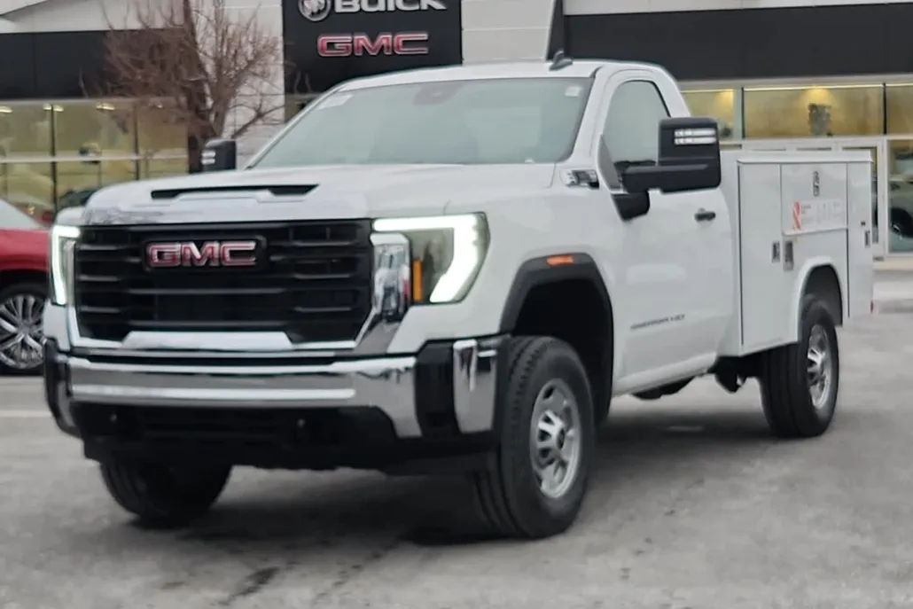 2025 Gmc Sierra 2500 HD Pro photo 1