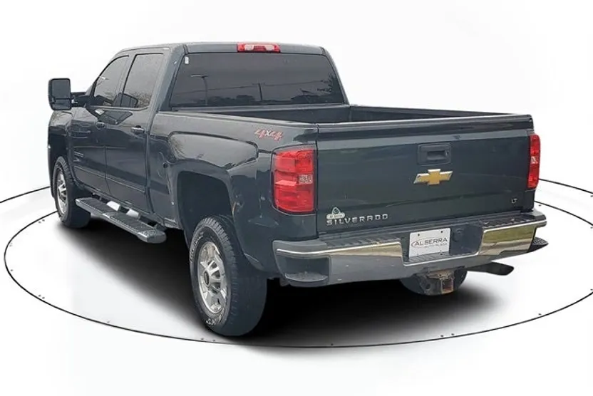 2018 Chevrolet Silverado 2500HD LT photo 1