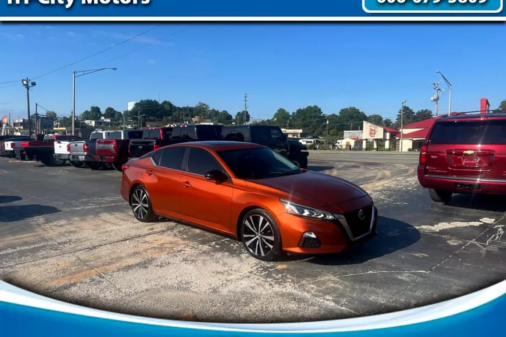 2020 Nissan Altima 2.5 SR photo 1