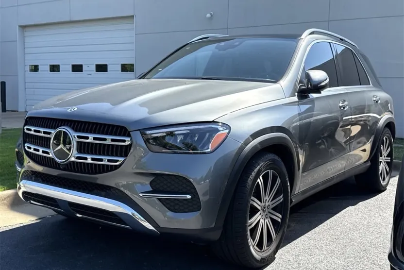 2025 Mercedes Benz GLE 350 4MATIC photo 1