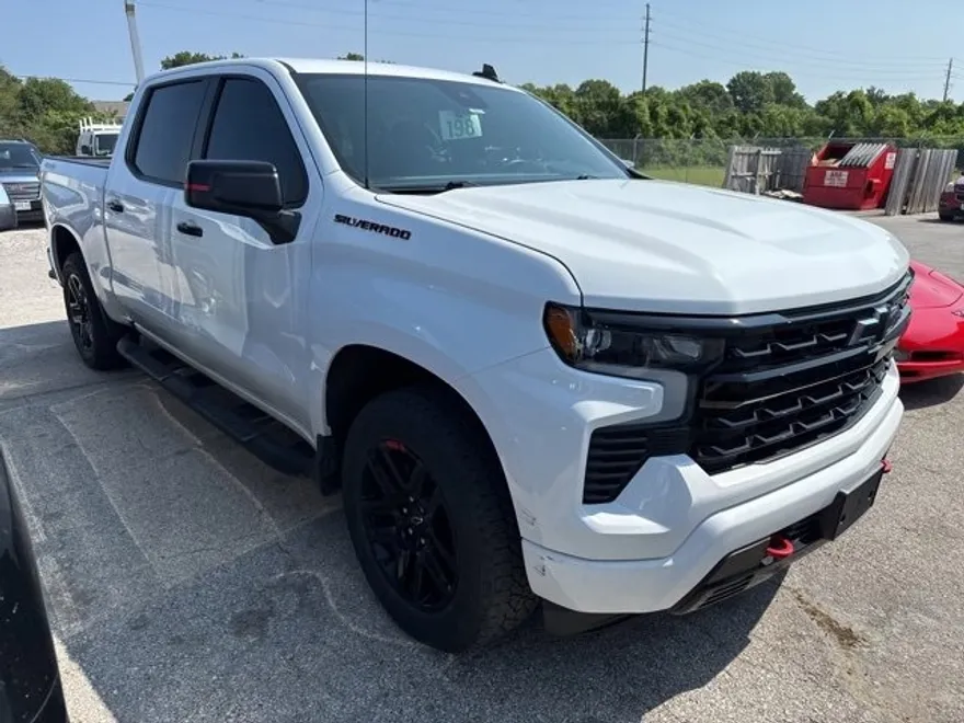 2022 Chevrolet Silverado 1500 RST photo 1