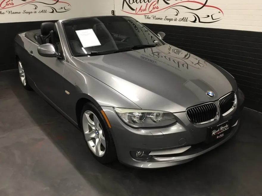 2011 Bmw 335i 3-Series photo 1