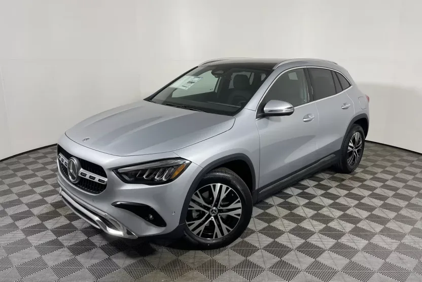 2026 Mercedes Benz GLA 250 photo 1