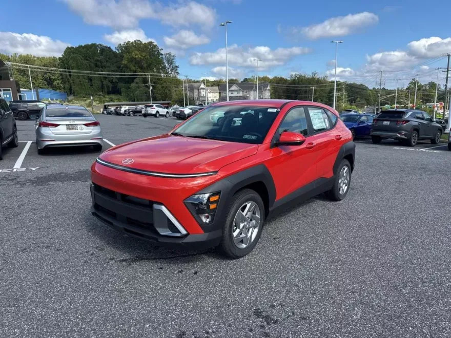 2026 Hyundai Kona SE photo 1