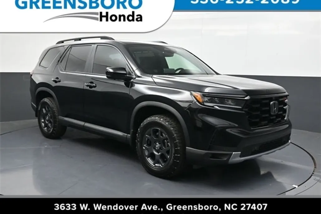 2025 Honda Pilot TrailSport photo 1