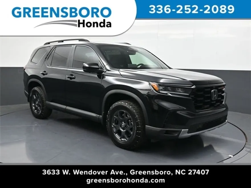2025 Honda Pilot TrailSport photo 1