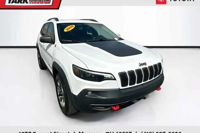 2019 Jeep Cherokee Trailhawk photo 1