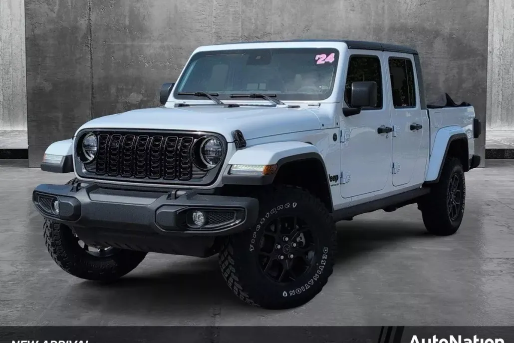 2024 Jeep Gladiator Willys photo 1