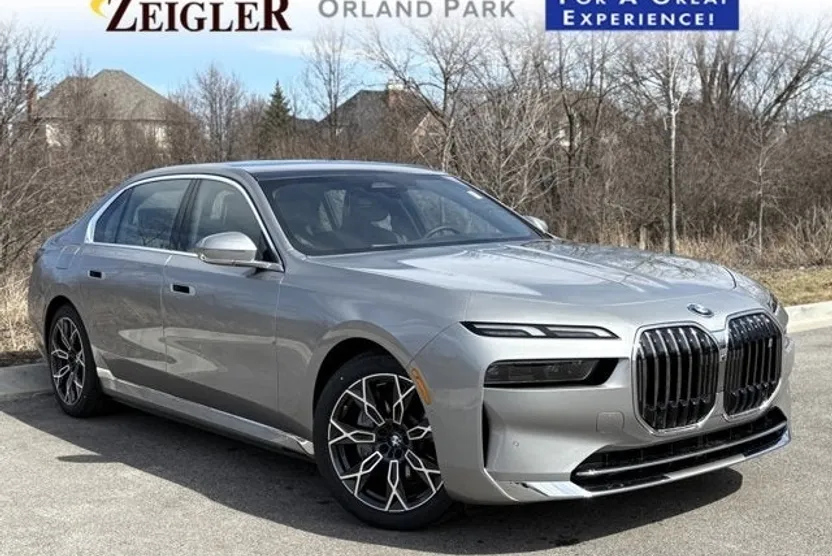 2025 Bmw i7 xDrive60 photo 1
