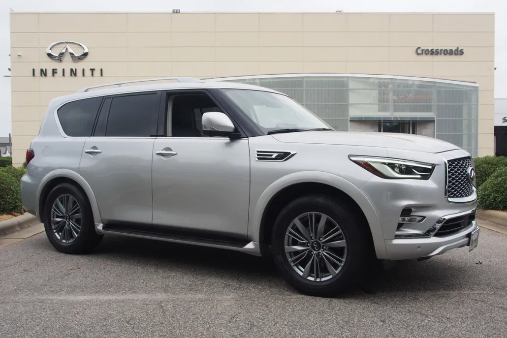 2022 Infiniti QX80 Luxe photo 1