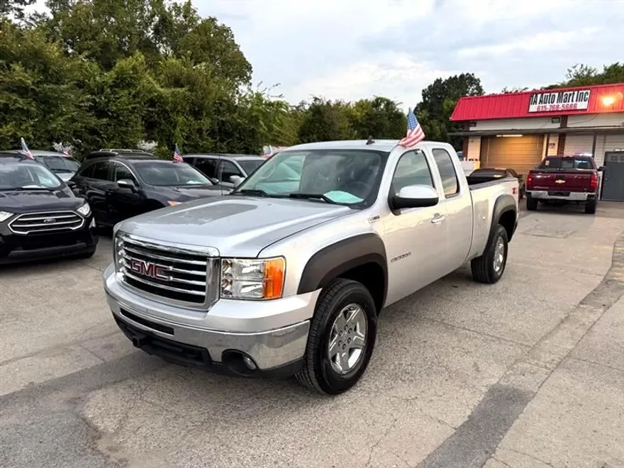 2013 Gmc Sierra 1500 SLT photo 1