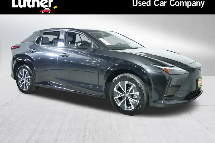 2024 Lexus RZ 300e Luxury photo 1