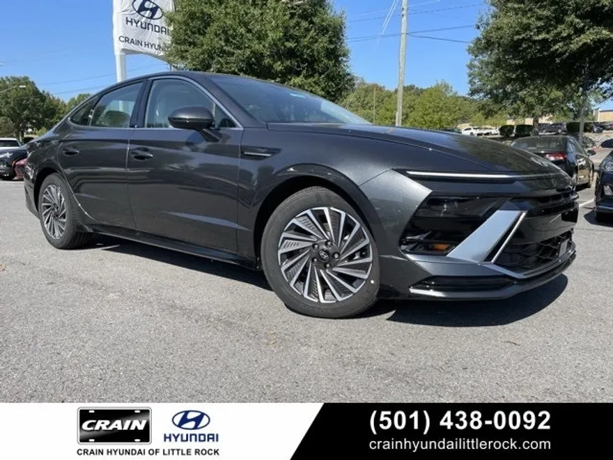 2024 Hyundai Sonata Hybrid SEL photo 1