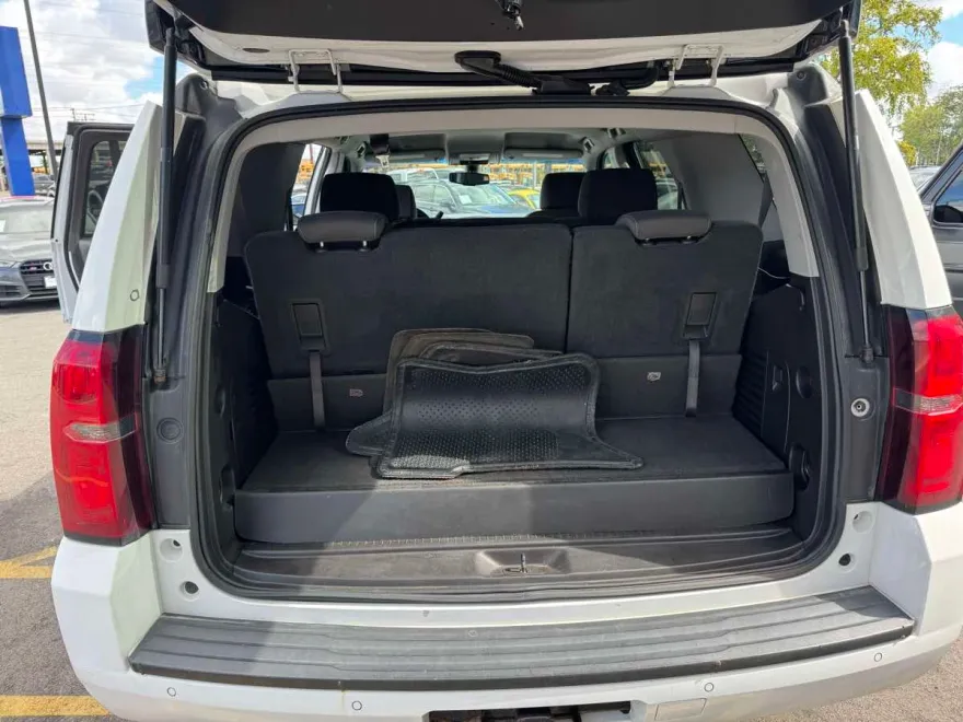 2015 Chevrolet Tahoe LS photo 1