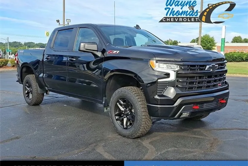 2024 Chevrolet Silverado 1500 LT Trail Boss photo 1