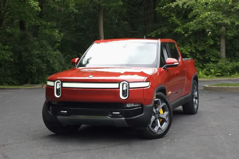 2023 Rivian R1T Adventure photo 1