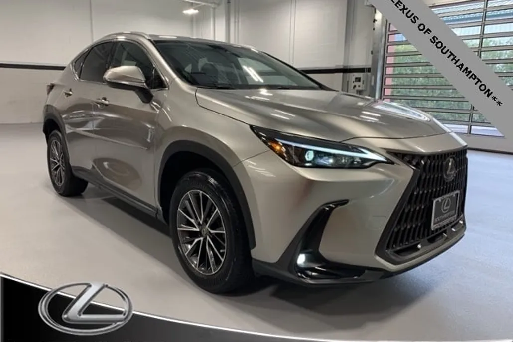 2022 Lexus NX 350 photo 1