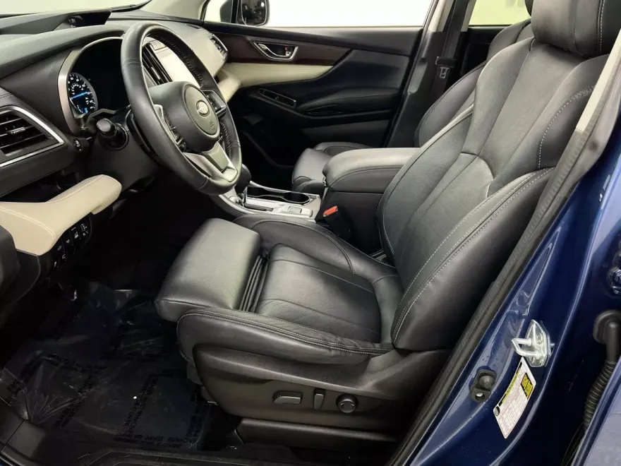 2022 Subaru Ascent Touring photo 1