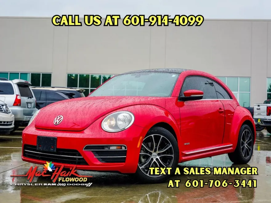 2019 Volkswagen Beetle SE photo 1