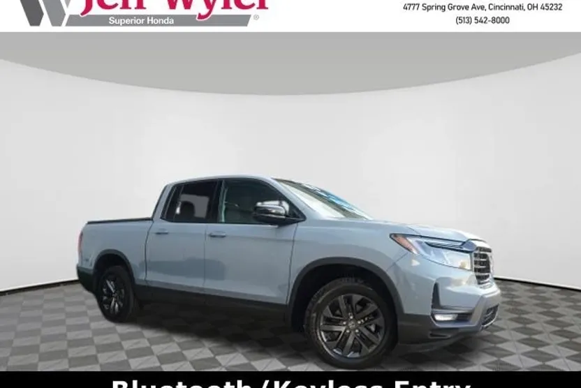 2023 Honda Ridgeline Sport photo 1
