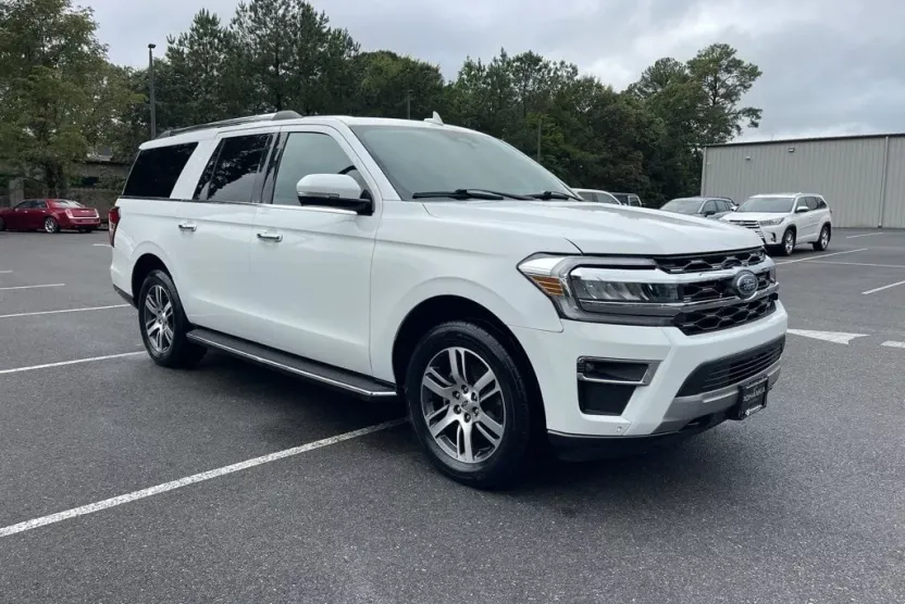 2022 Ford Expedition MAX Limited photo 1