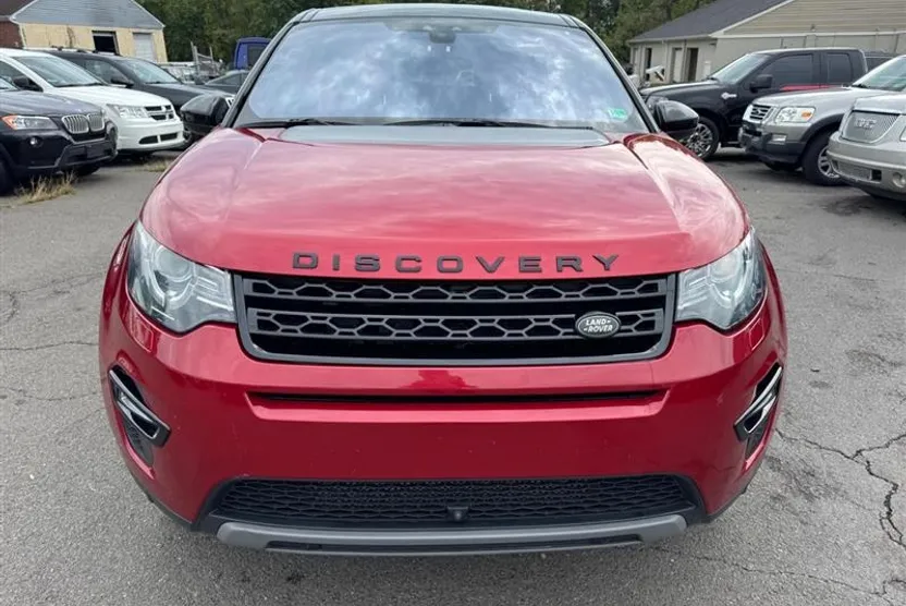 2017 Land Rover Discovery Sport HSE photo 1