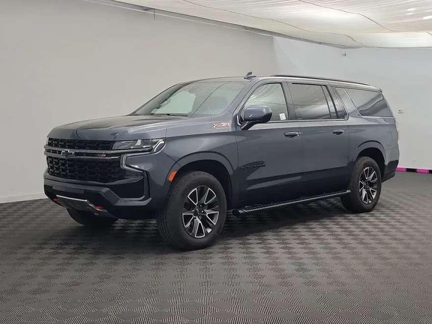 2021 Chevrolet Suburban 1500 Z71 photo 1