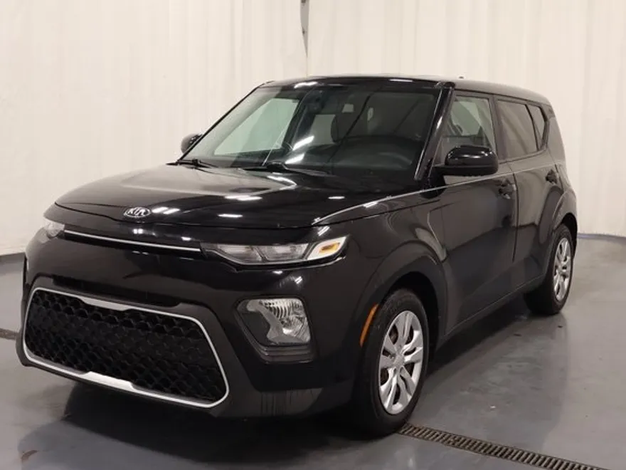 2021 Kia Soul LX photo 1