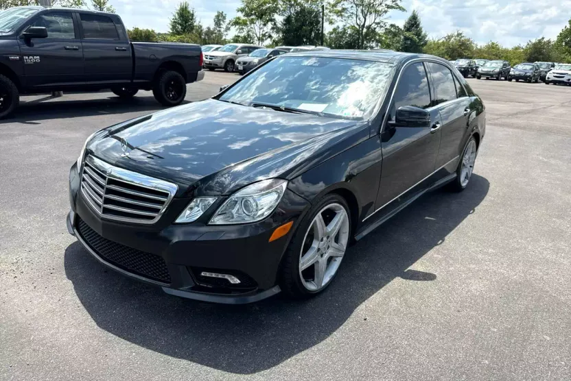 2010 Mercedes Benz E 350 Sport 4MATIC photo 1