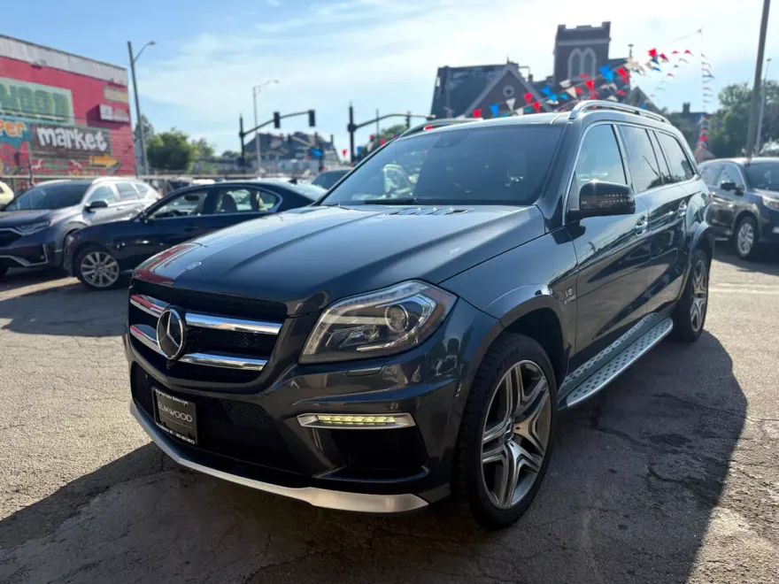 2016 Mercedes Benz GL photo 1