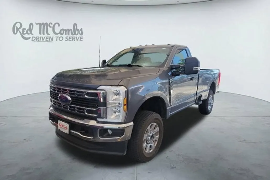 2024 Ford F-350 XLT photo 1