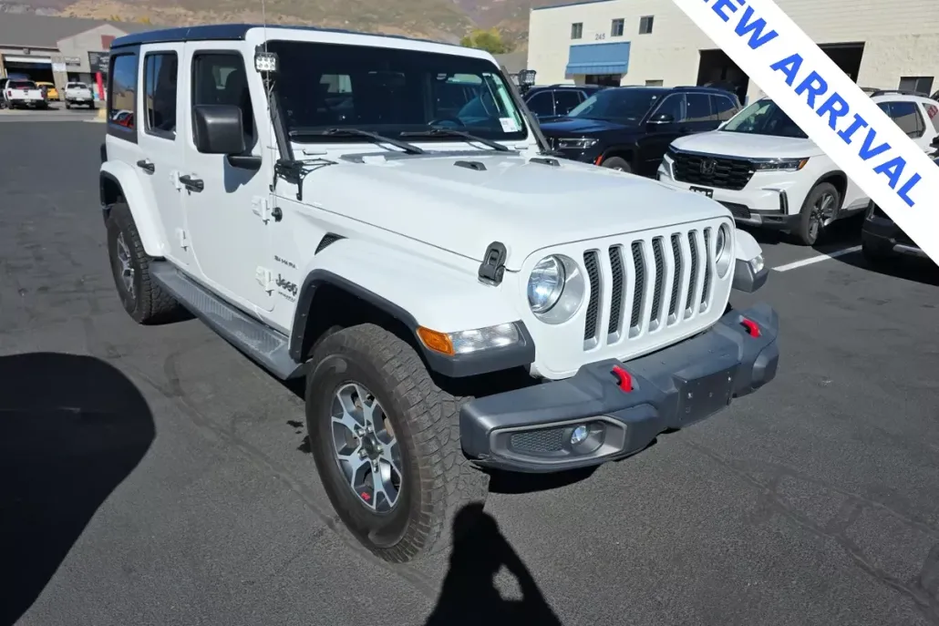 2020 Jeep Wrangler Unlimited Sahara photo 1