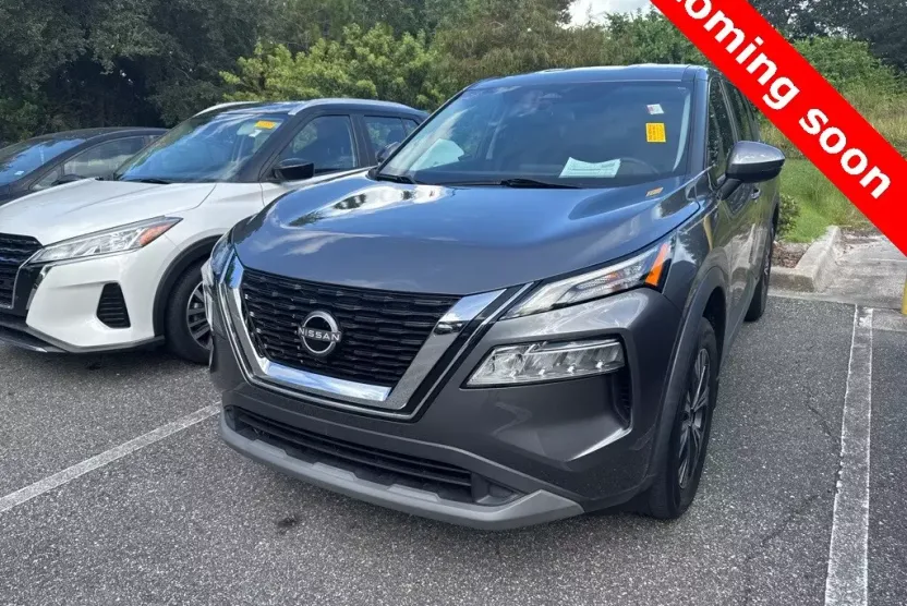 2022 Nissan Rogue SV photo 1