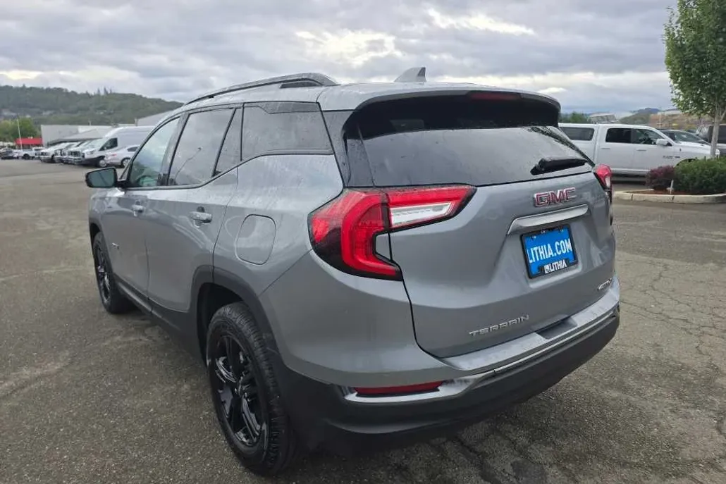 2023 Gmc Terrain AT4 photo 1