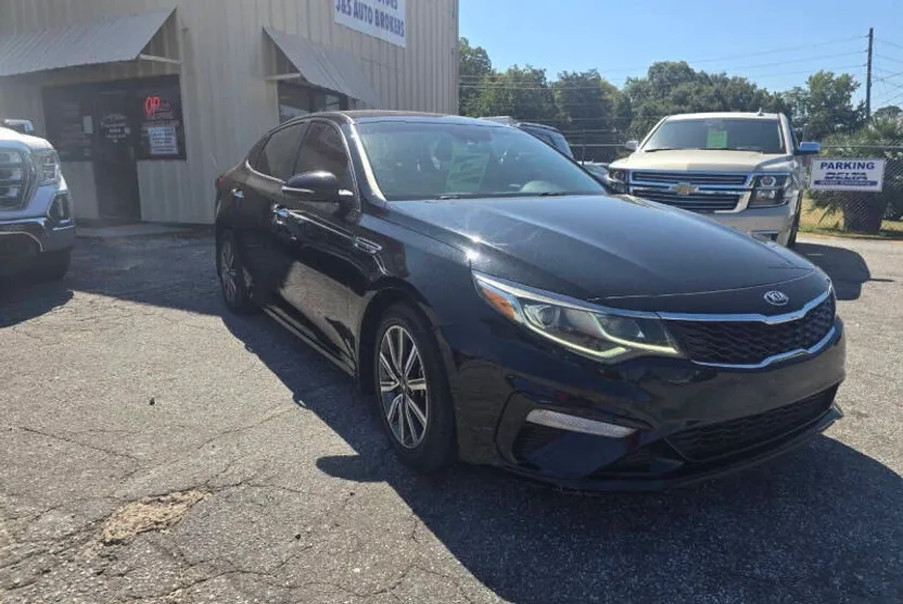 2019 Kia Optima LX photo 1