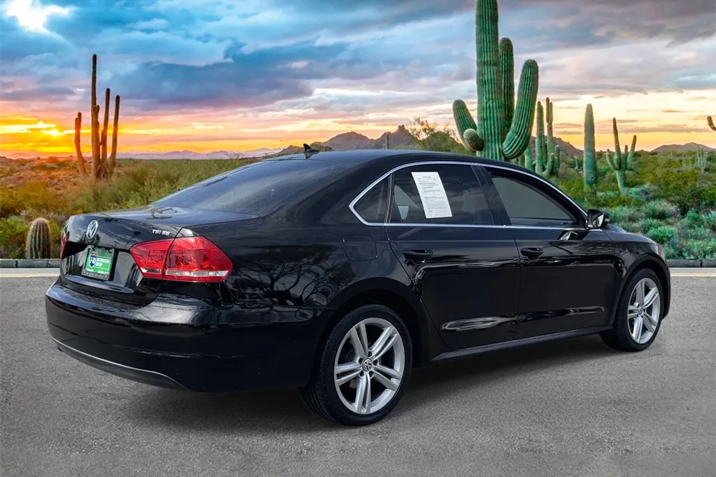 2014 Volkswagen Passat SE photo 1