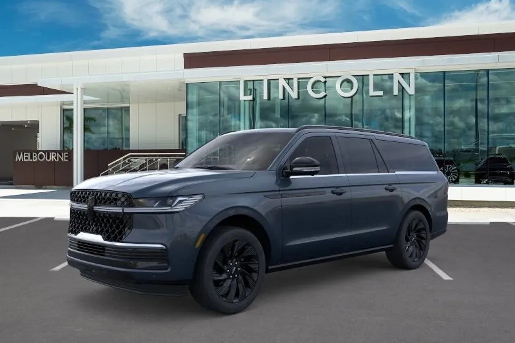 2025 Lincoln Navigator L Reserve photo 1