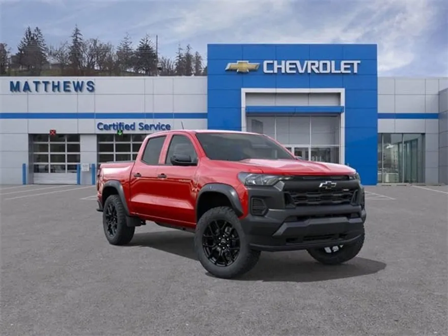 2026 Chevrolet Colorado Trail Boss photo 1