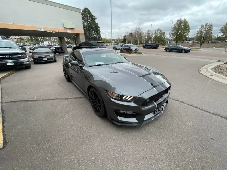 2018 Ford Mustang Shelby GT350 photo 1