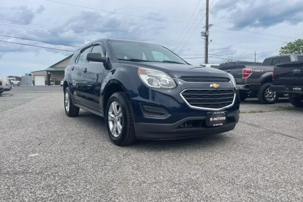 2016 Chevrolet Equinox LS photo 1