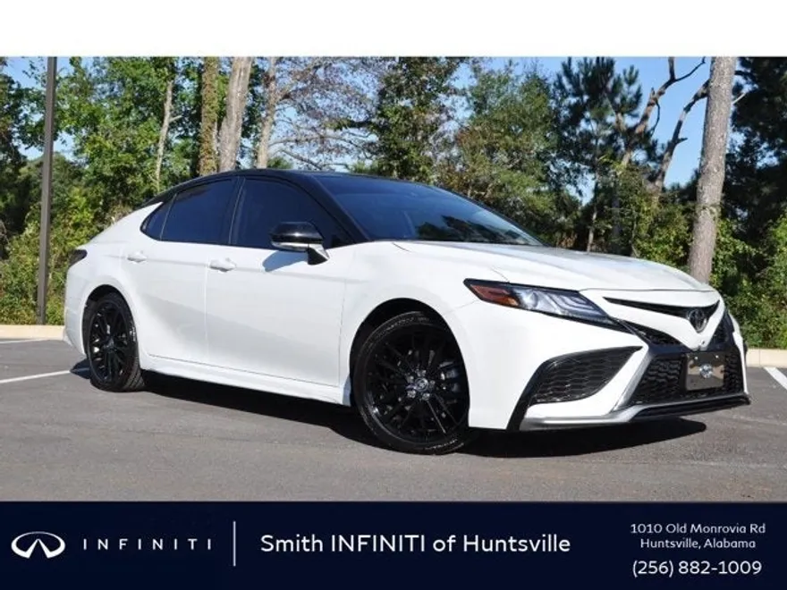 2022 Toyota Camry XSE photo 1