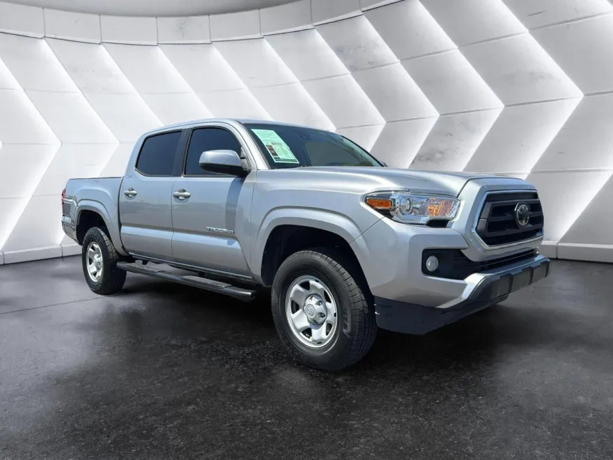 2021 Toyota Tacoma SR5 photo 1