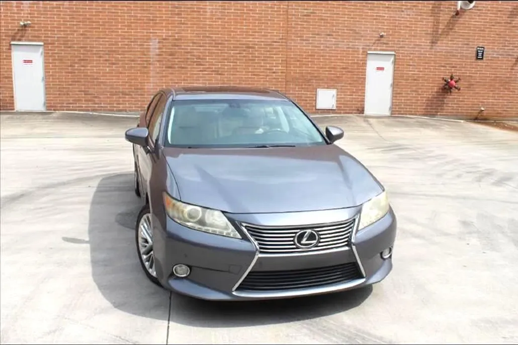 2013 Lexus ES 350 photo 1
