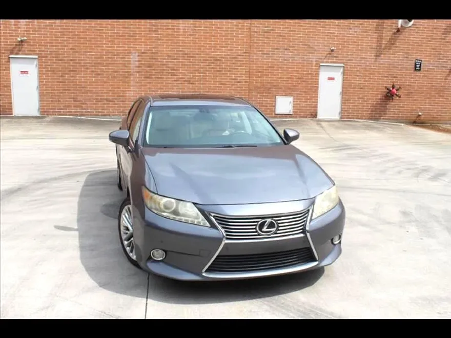2013 Lexus ES 350 photo 1