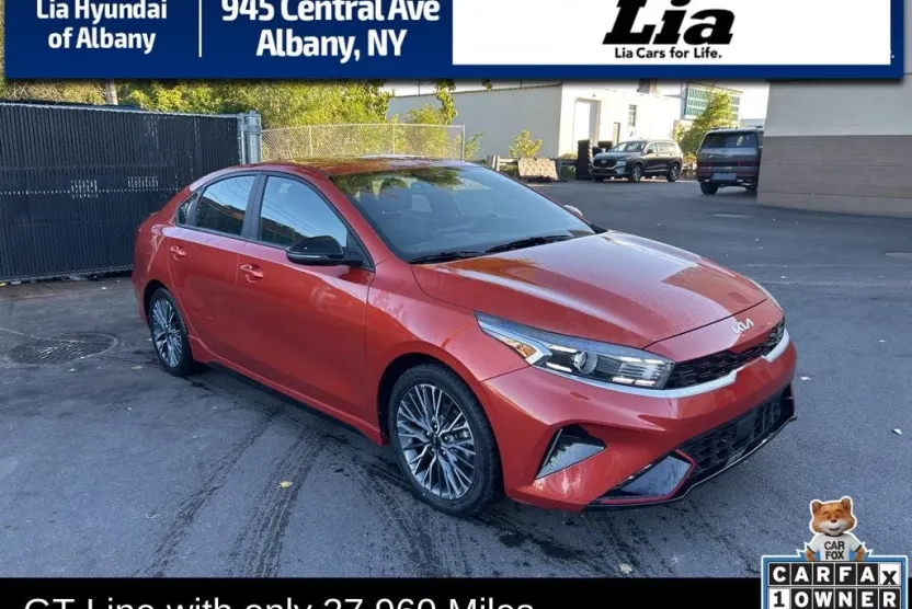 2023 Kia Forte GT-Line photo 1