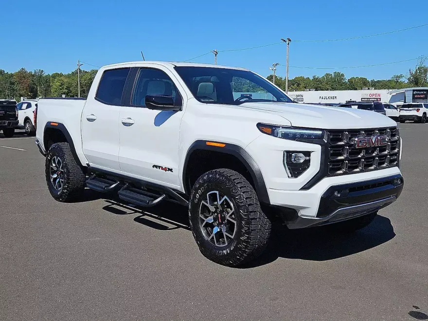 2024 Gmc Canyon AT4X photo 1