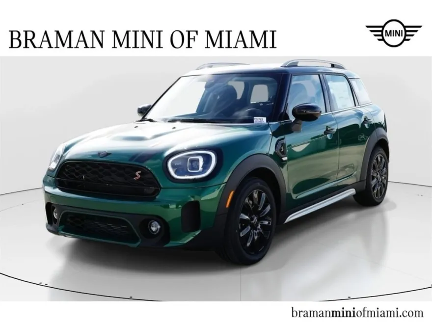 2024 Mini Countryman Signature photo 1