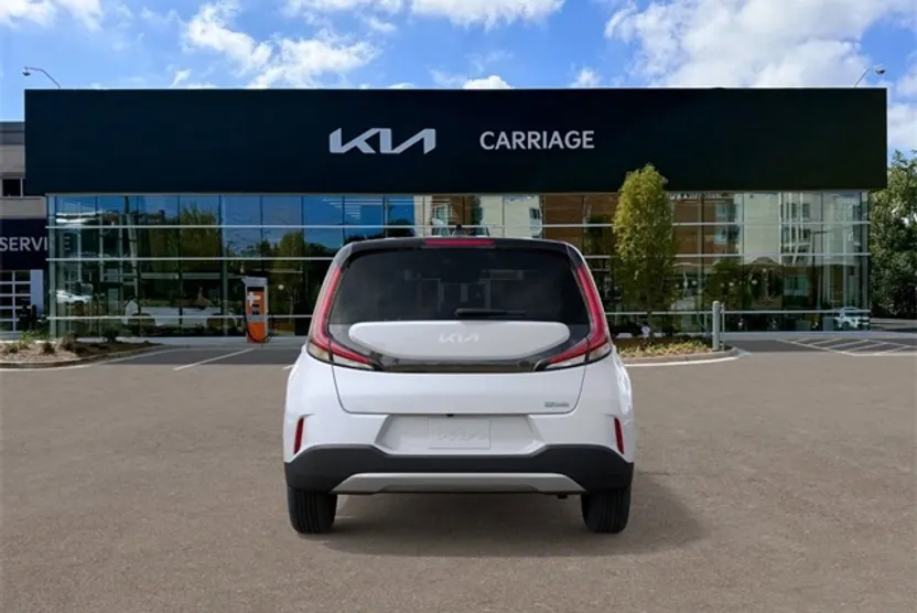 2025 Kia Soul EX photo 1
